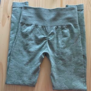 Gymshark Camo Seamless